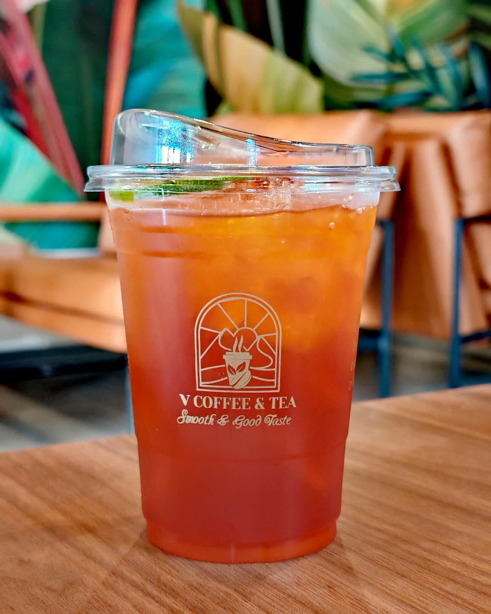 V Coffee & Tea Cafe Vangvieng Photos 2